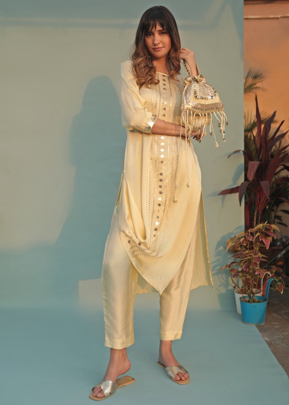 Pastel Yellow Hand - Embroidered Kurta Set Prahnaaya - Fabilicious Fashion