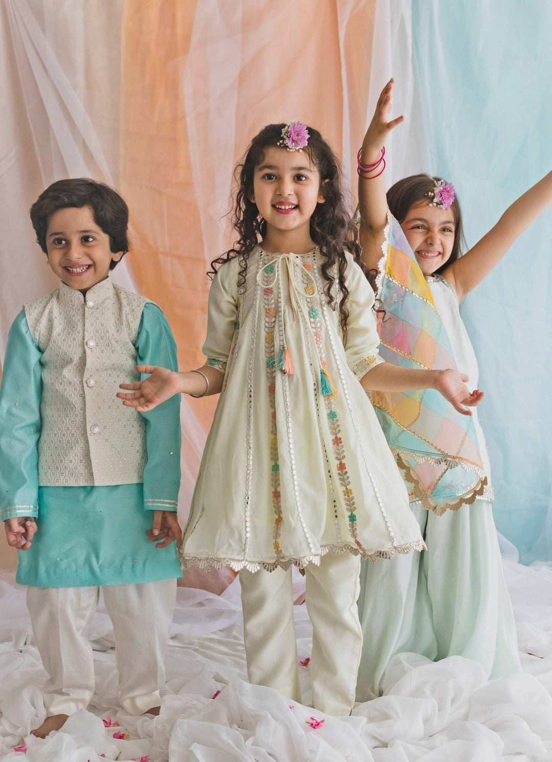 Chotibuti Pastel Yellow Muslin Kurta Pants SetFabilicious Fashion