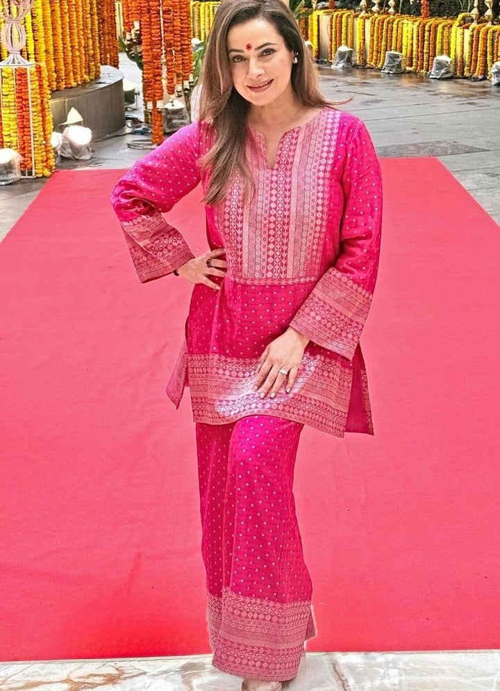 Pink Banarasi Dotted Silk Kurta Pants Set Sobariko - Fabilicious Fashion