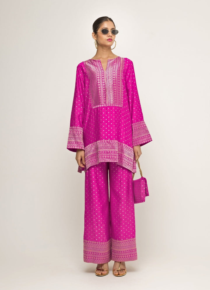 Pink Banarasi Dotted Silk Kurta Pants Set Sobariko - Fabilicious Fashion