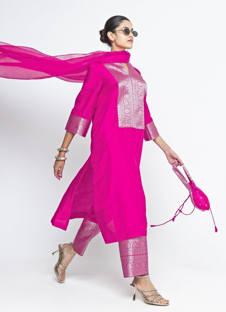 Pink Banarasi Silk Kurta Pants Set Sobariko - Fabilicious Fashion