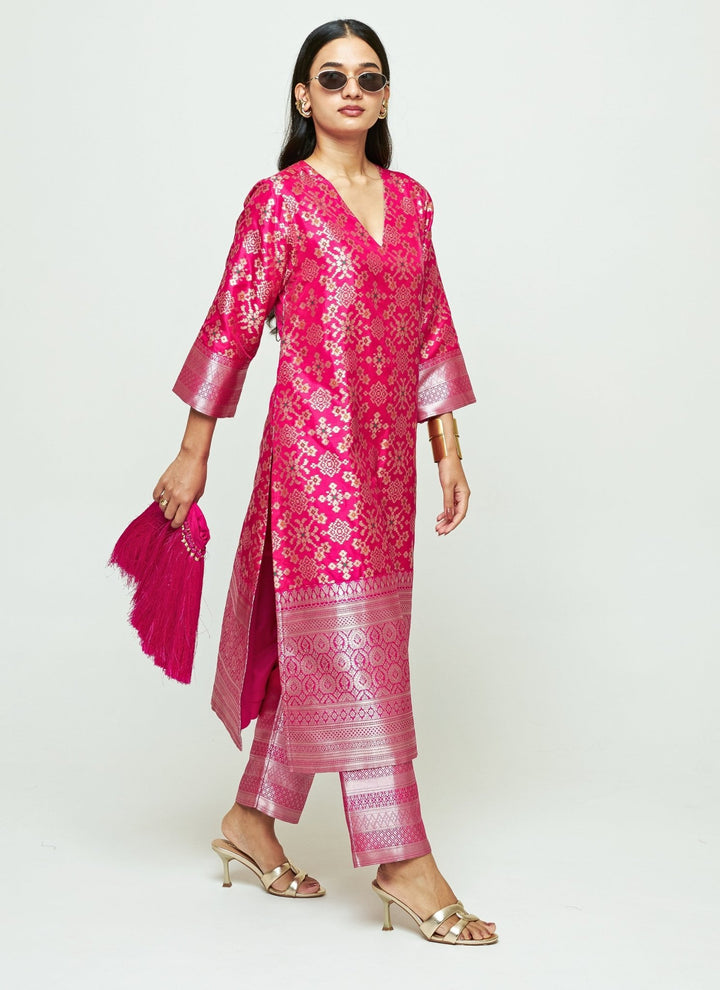 Sobariko Pink Brocade Silk Long Kurta Pants SetFabilicious Fashion