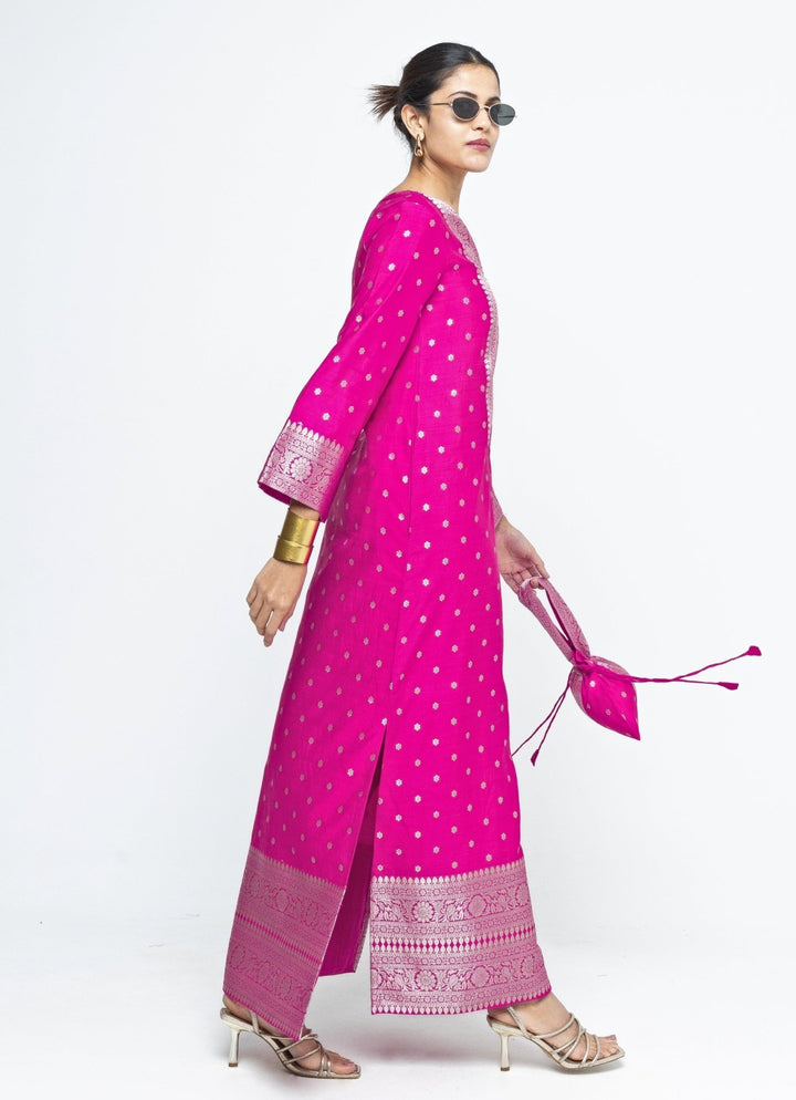 Pink Butti Silk Slit Kaftan Sobariko - Fabilicious Fashion