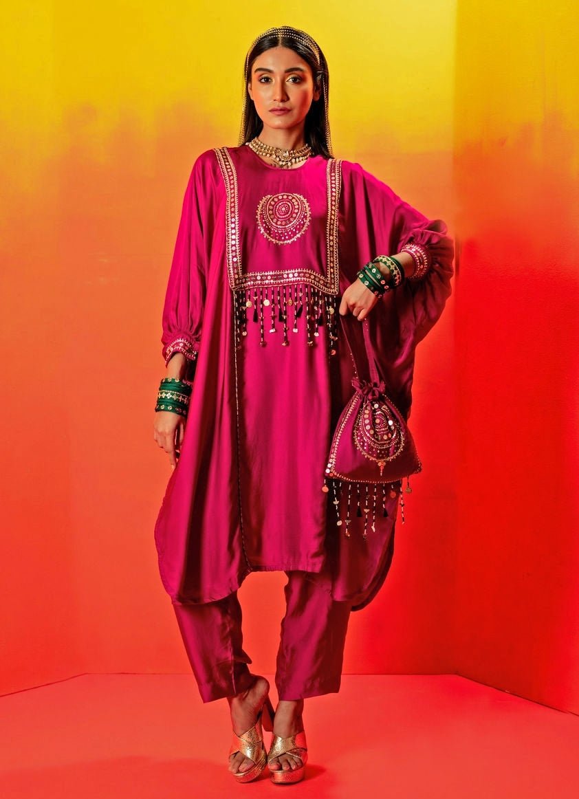 Pink Embroidered Anti - Fit Kurta With Pants Prahnaaya - Fabilicious Fashion