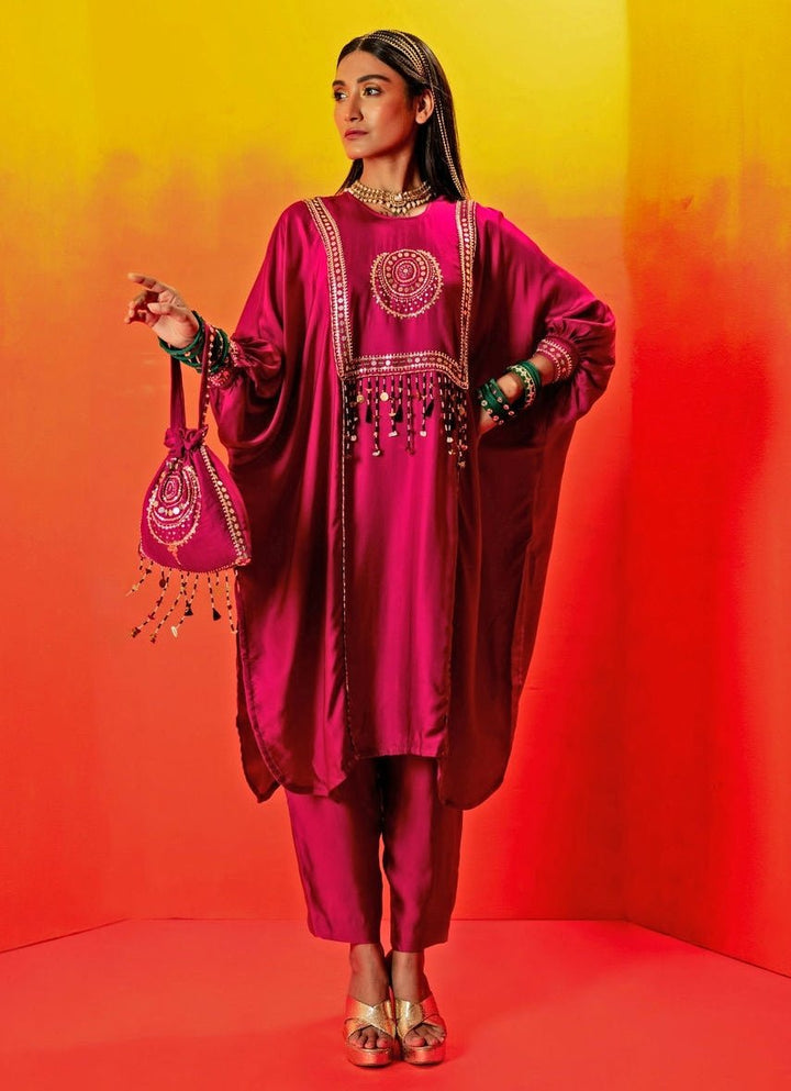 Pink Embroidered Anti - Fit Kurta With Pants Prahnaaya - Fabilicious Fashion