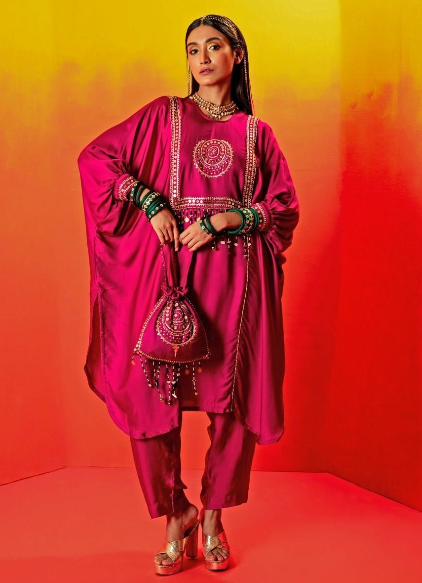 Pink Embroidered Anti - Fit Kurta With Pants Prahnaaya - Fabilicious Fashion