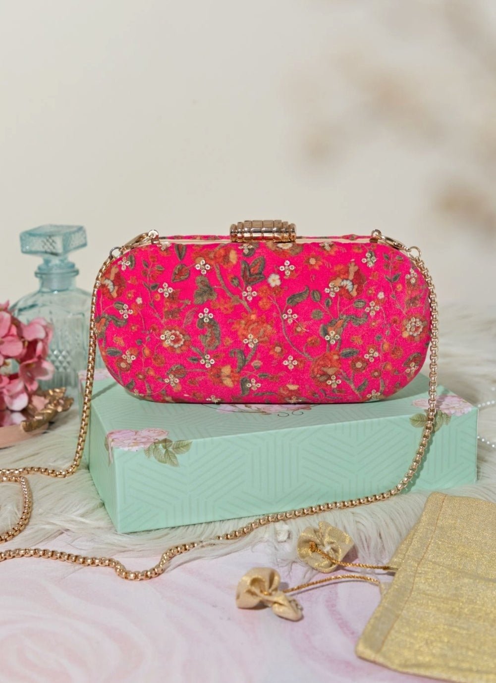 Pink Embroidered Clutch AMYRA - Fabilicious Fashion