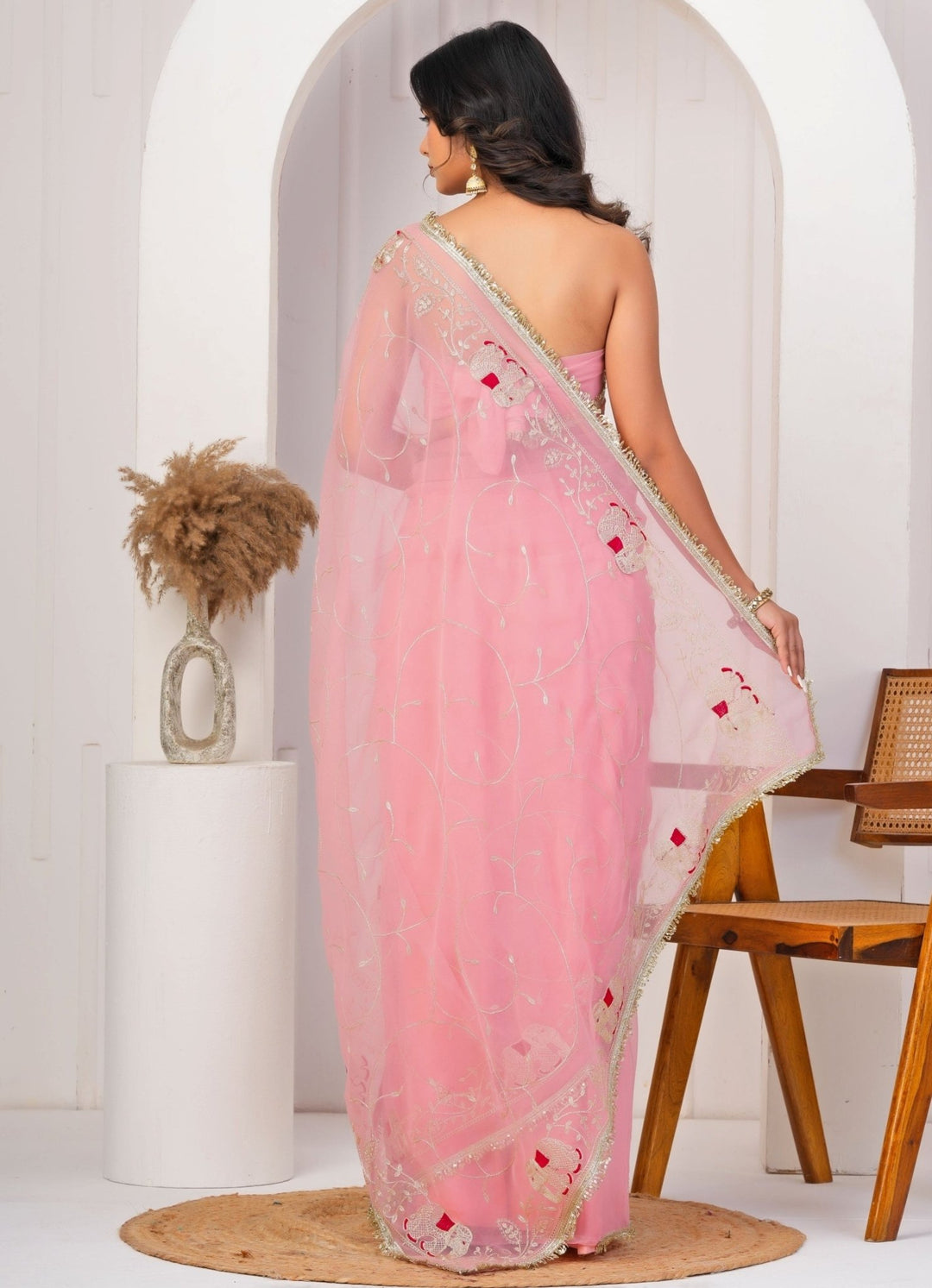 Geroo Jaipur Pink Embroidered Georgette SareeFabilicious Fashion