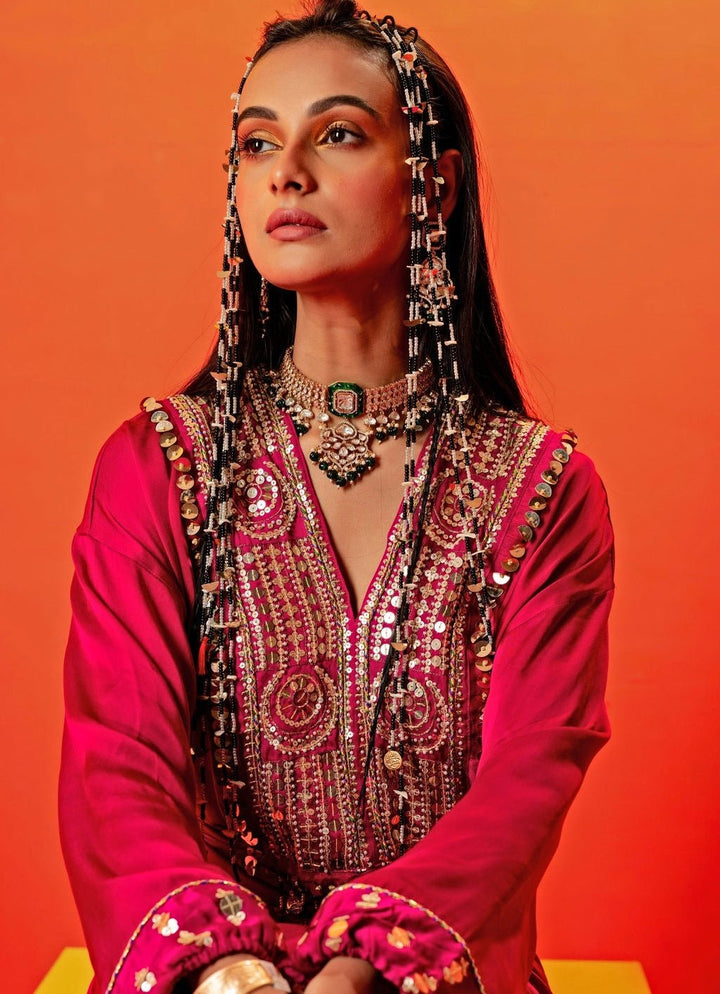 Pink Embroidered Kaftan Set Prahnaaya - Fabilicious Fashion
