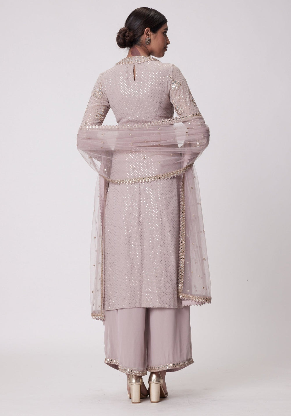 Pink Embroidered Kurta Vvani by Vani Vats - Fabilicious Fashion