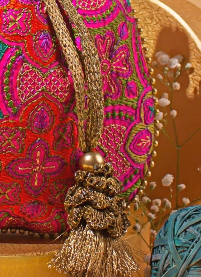 Pink Embroidered Potli AMYRA - Fabilicious Fashion