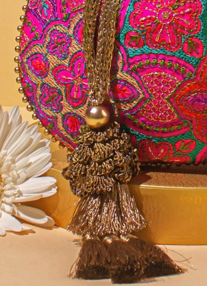 Pink Embroidered Potli AMYRA - Fabilicious Fashion