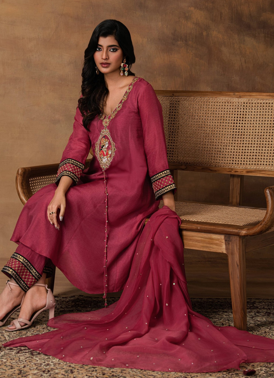 Pink Embroidered Silk Kurta Pant Set Isha Gupta Tayal - Fabilicious Fashion