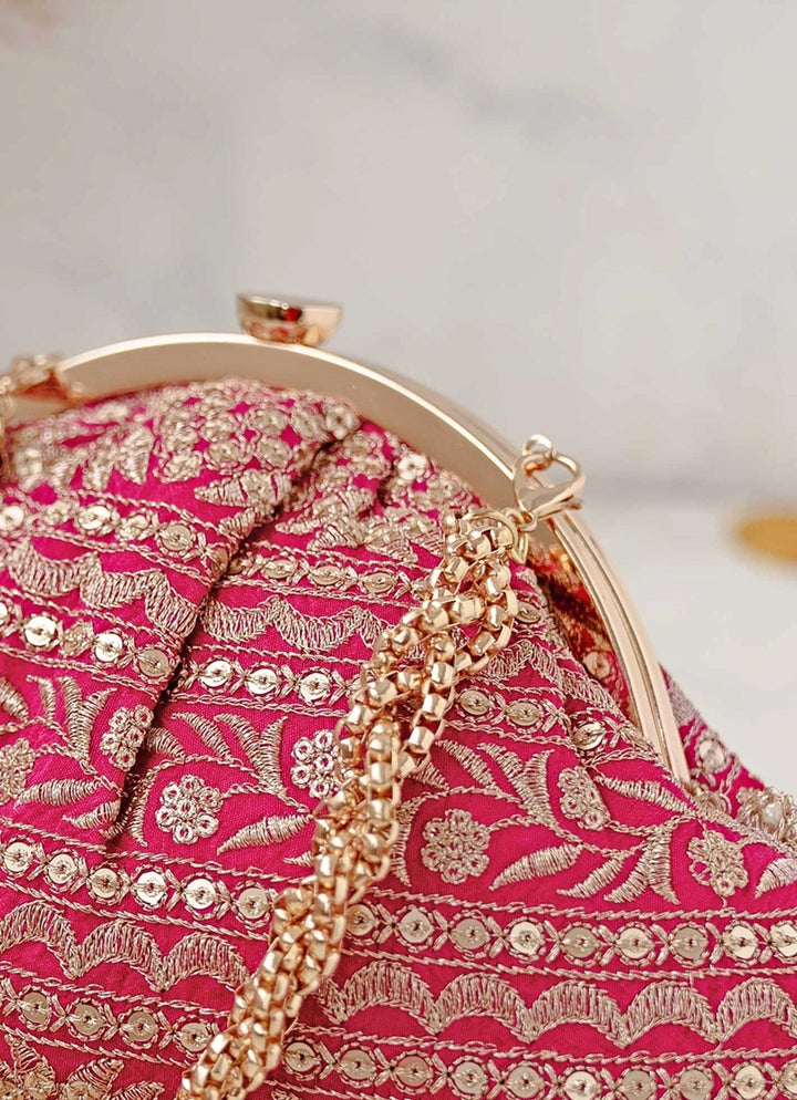 Pink Embroidered Vintage Purse AMYRA - Fabilicious Fashion