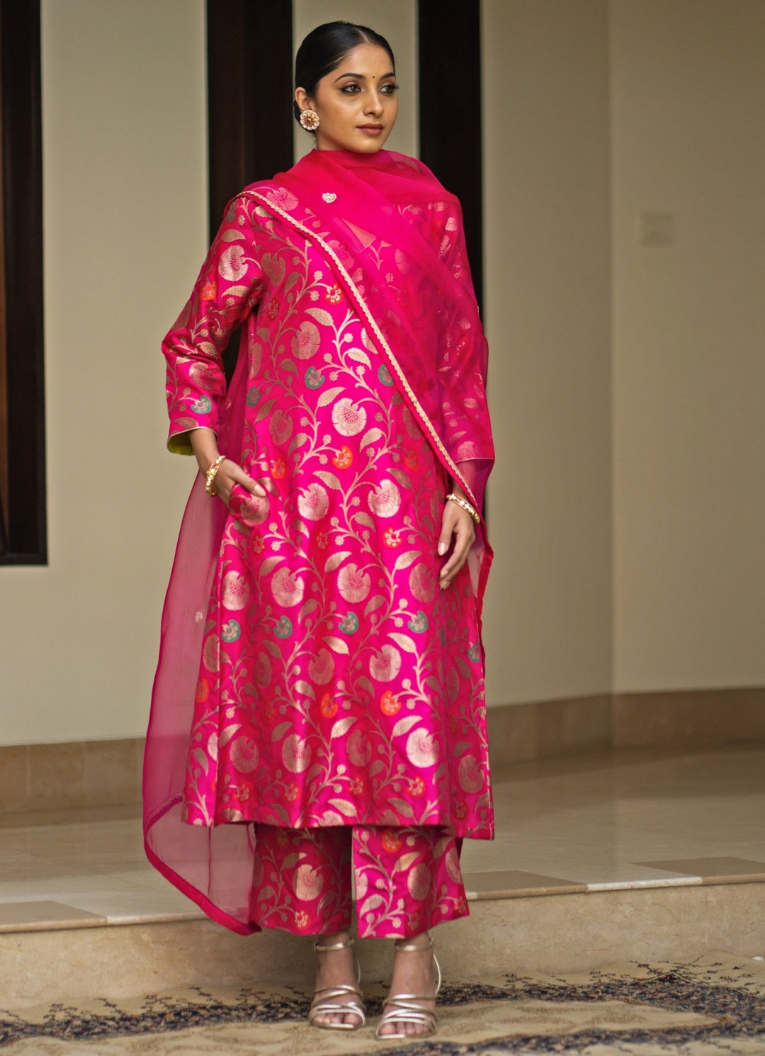 Pink Handwoven Floral Silk Kurta Pant Set Sobariko - Fabilicious Fashion