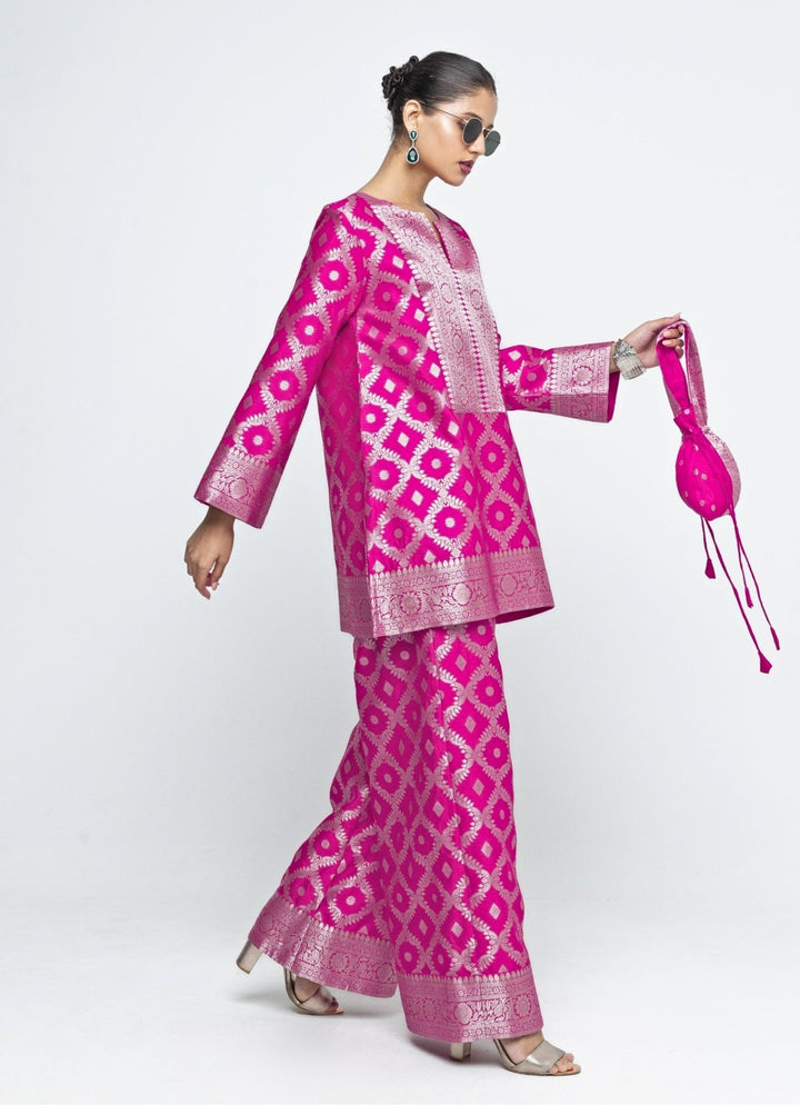 Pink Jaal Silk Kurta Pants Set Sobariko - Fabilicious Fashion