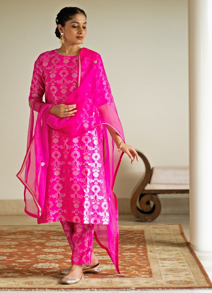 Pink Jaal Weaved Brocade Silk Kurta Pant Set Sobariko - Fabilicious Fashion