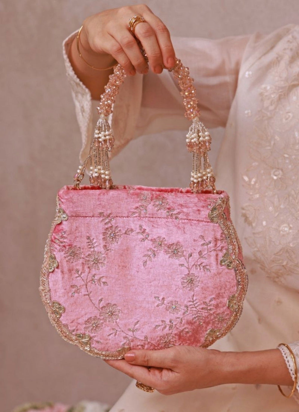 Pink Velvet Scallop Embroidered Purse Amyra - Fabilicious Fashion