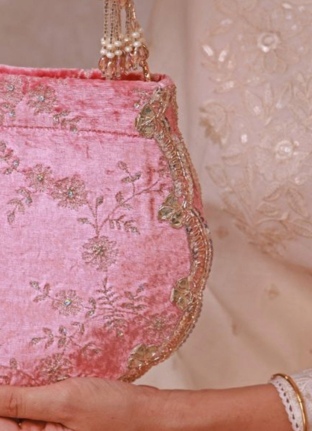Amyra Pink Velvet Scallop Embroidered PurseFabilicious Fashion