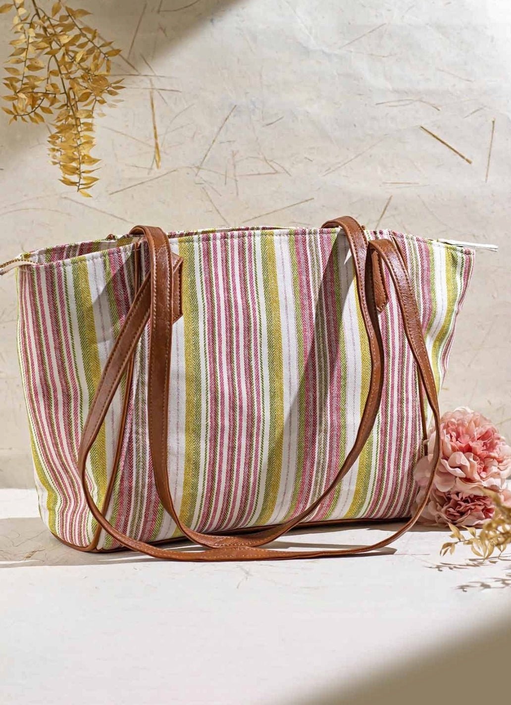 Pink Woven Tote Bag AMYRA - Fabilicious Fashion