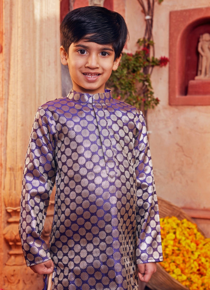 Purple Banarasi Silk Kurta With White Pants Chotibuti - Fabilicious Fashion