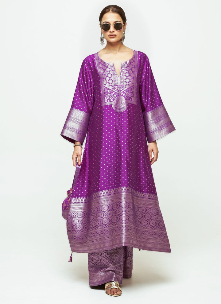 Sobariko Purple Brocade Silk Kurta Pants SetFabilicious Fashion