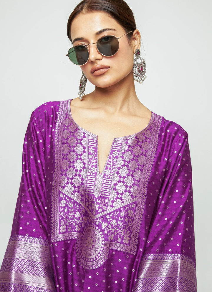 Sobariko Purple Brocade Silk Kurta Pants SetFabilicious Fashion