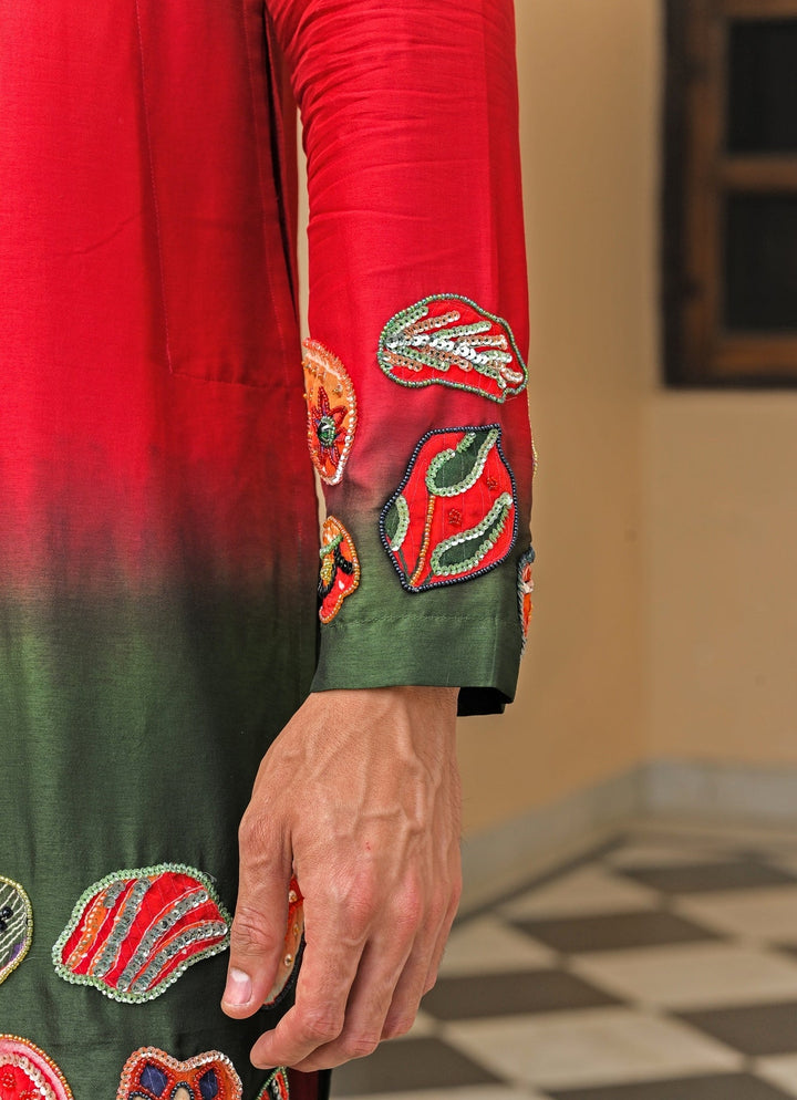Juhi Bengani - Men Red and Green Shaded Silk KurtaFabilicious Fashion