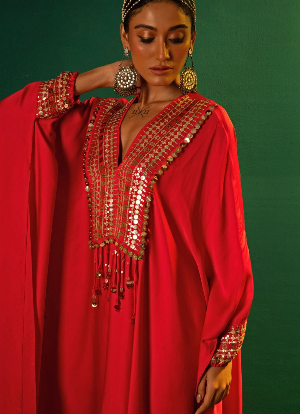 Red Chili Embroidered Satin Kaftan Set Prahnaaya - Fabilicious Fashion