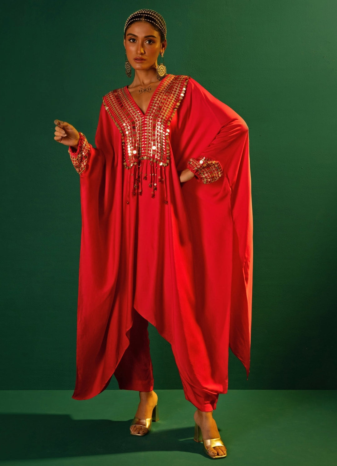 Red Chili Embroidered Satin Kaftan Set Prahnaaya - Fabilicious Fashion