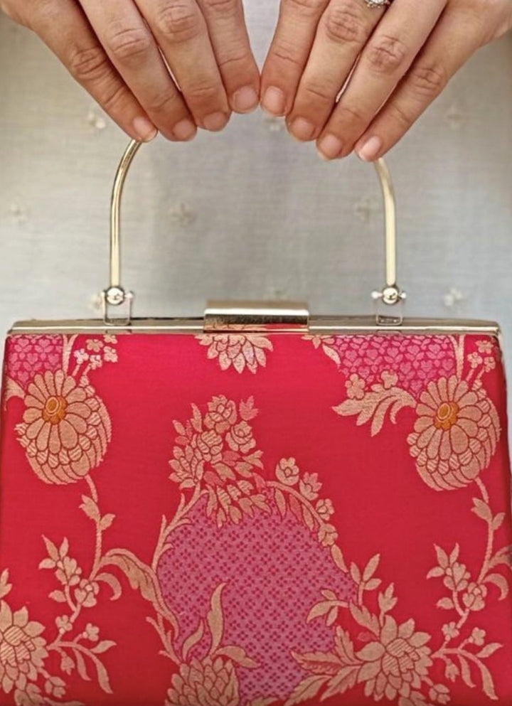 Amyra Red Cotton Silk ClutchFabilicious Fashion