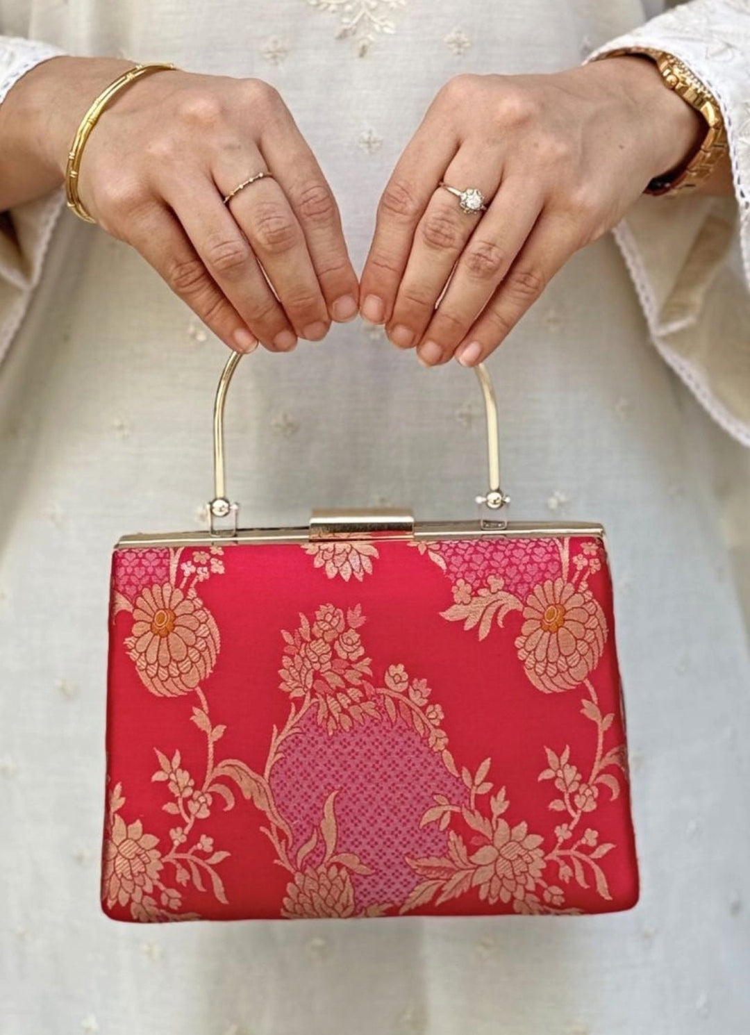 Amyra Red Cotton Silk ClutchFabilicious Fashion