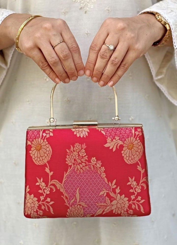 Amyra Red Cotton Silk ClutchFabilicious Fashion