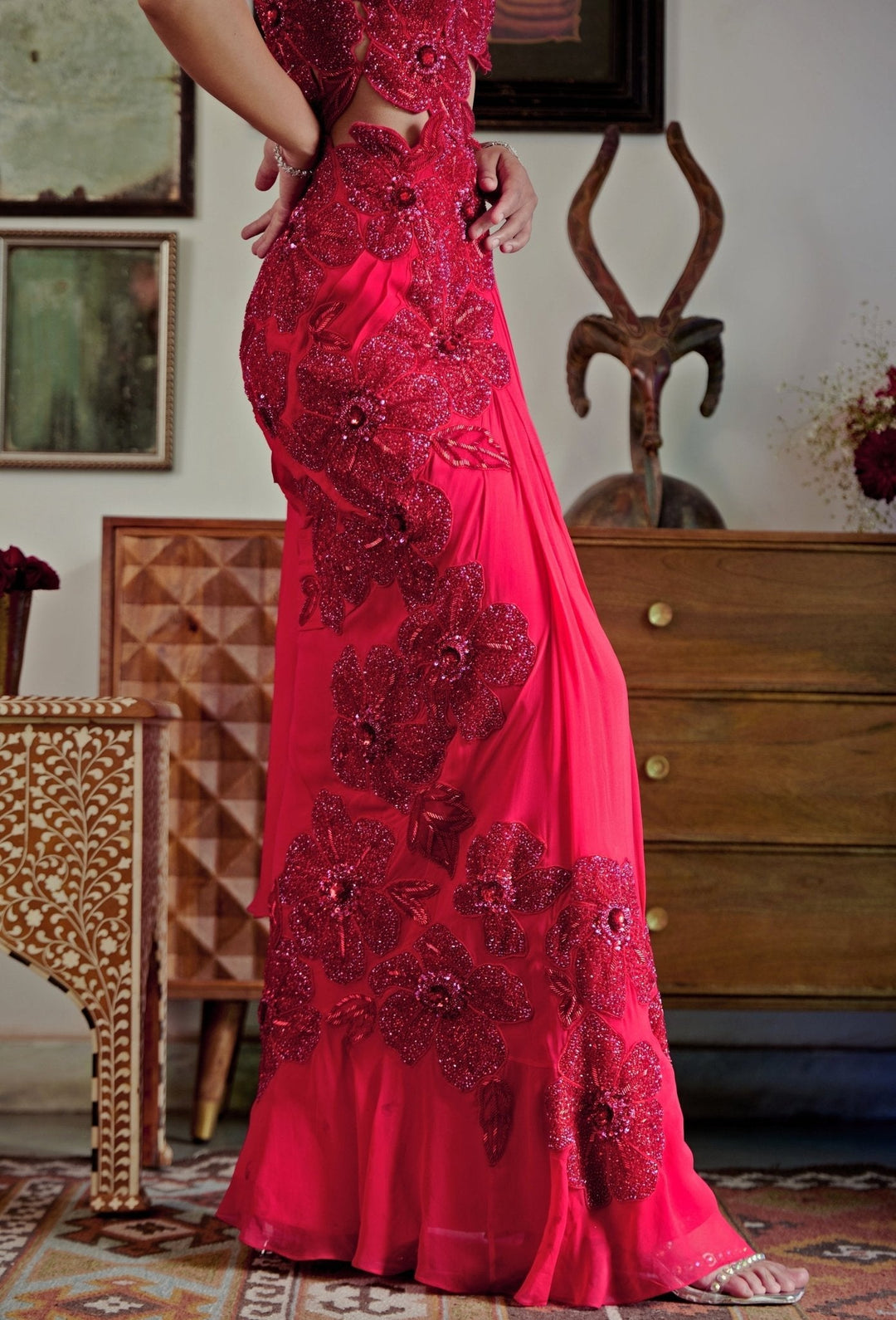 Red Embroidered And Pre - Draped Georgette Saree Moledro - Fabilicious Fashion
