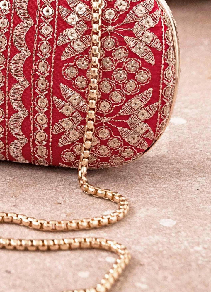 Red Embroidered Clutch AMYRA - Fabilicious Fashion