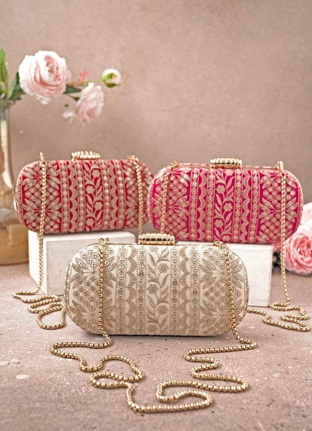 Red Embroidered Clutch AMYRA - Fabilicious Fashion