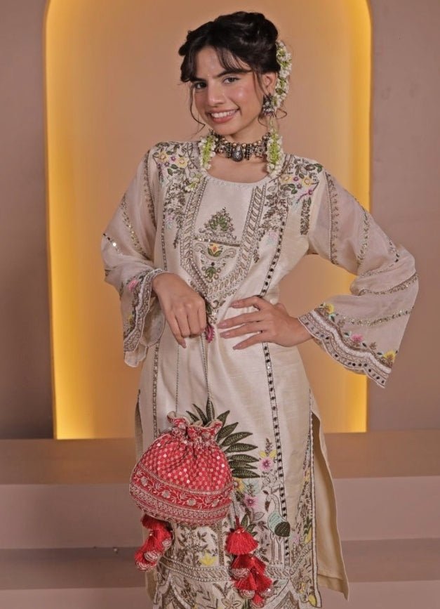 Red Embroidered Potli AMYRA - Fabilicious Fashion