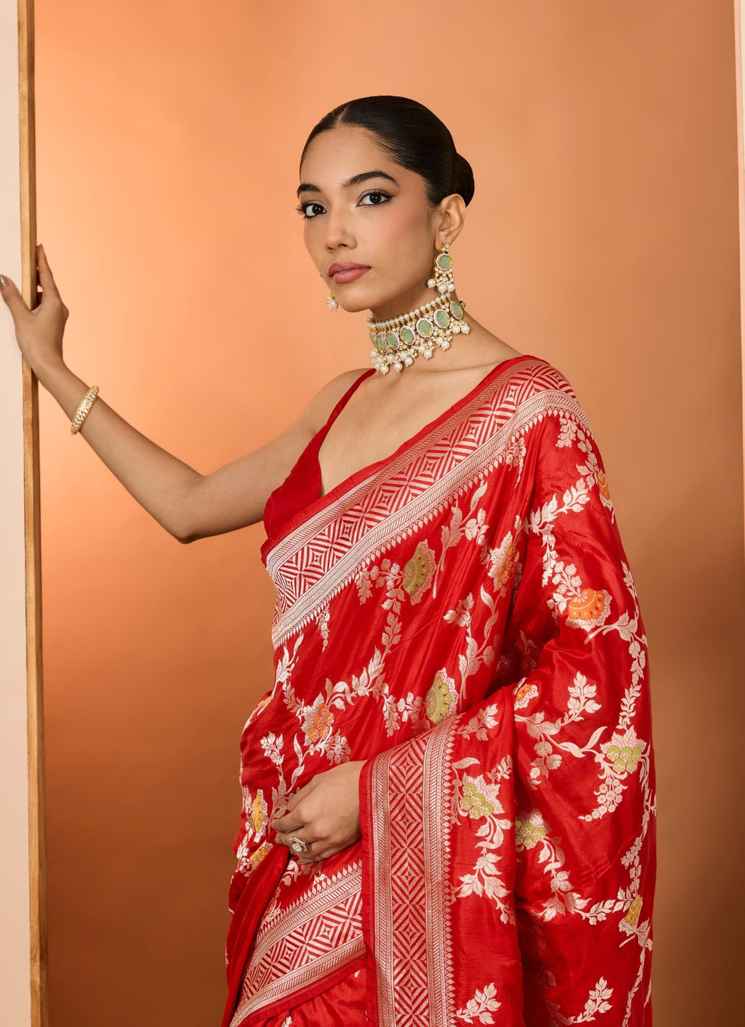 Red Embroidered Silk Saree Set Neha Khullar - Fabilicious Fashion