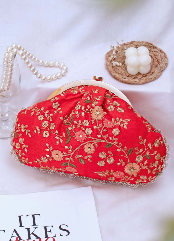 Red Embroidered Vintage Purse AMYRA - Fabilicious Fashion