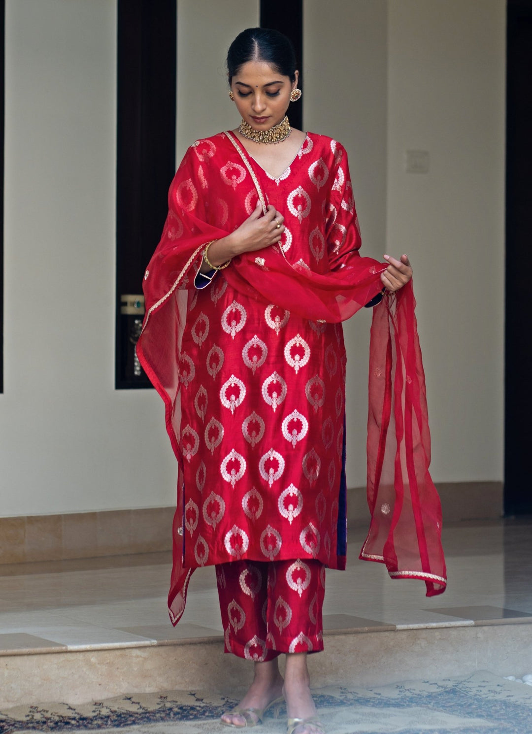 Red Handwoven Butti Silk Kurta Pant Set Sobariko - Fabilicious Fashion