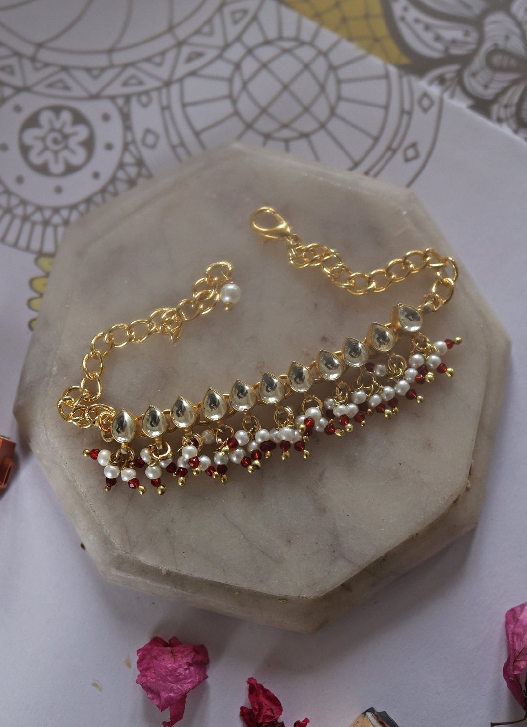 Do Taara Red Kundan BraceletFabilicious Fashion