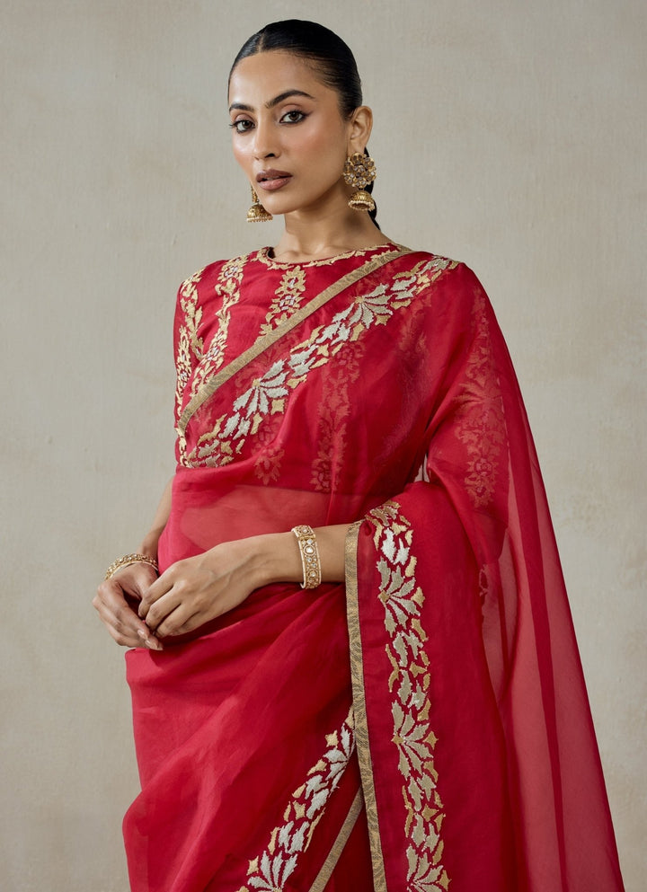Red Organza Saree Set Nitika Gujral - Fabilicious Fashion