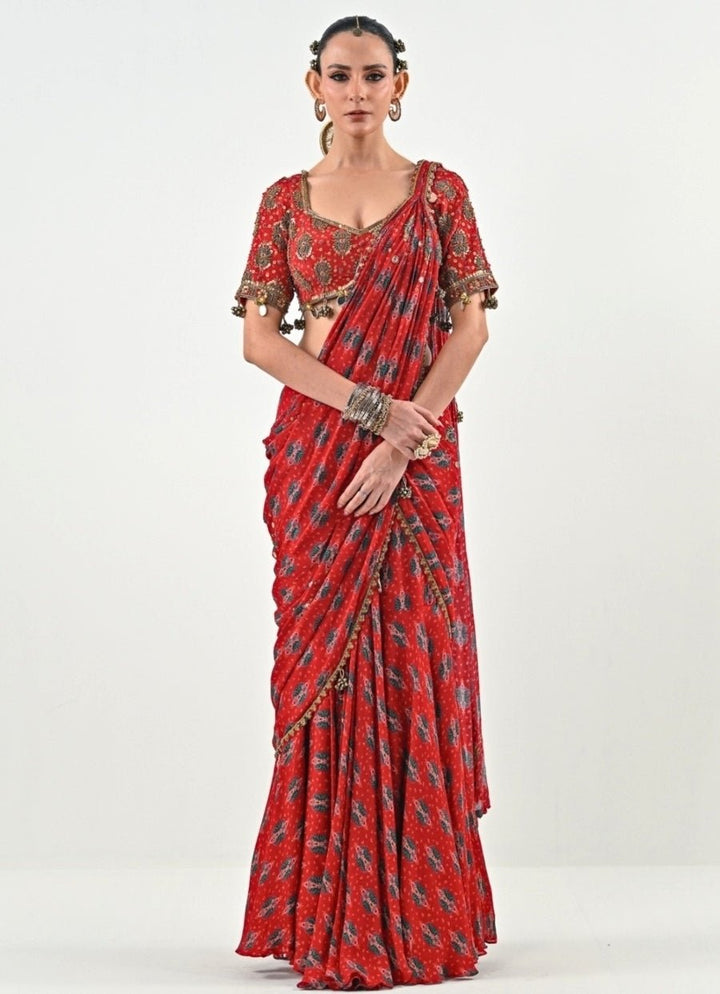 Red Printed Chinon Pre - Draped Saree Set Juhi Bengani - Fabilicious Fashion