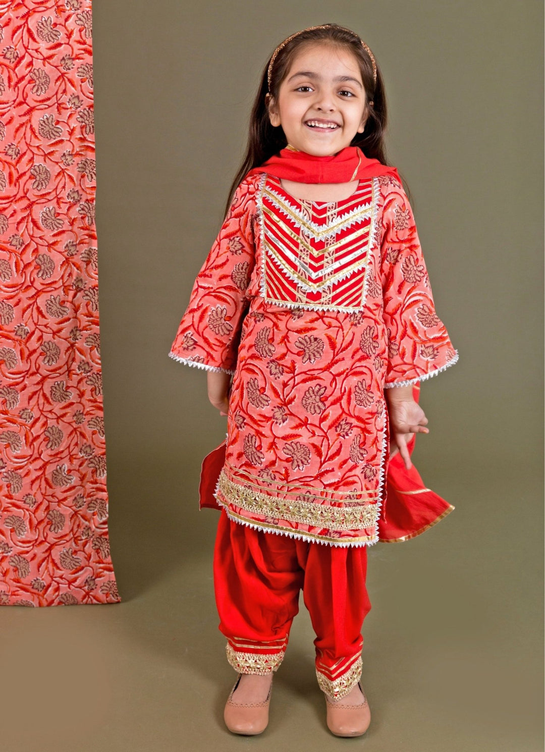 Chotibuti Red Printed Cotton Kurta Salwar SetFabilicious Fashion