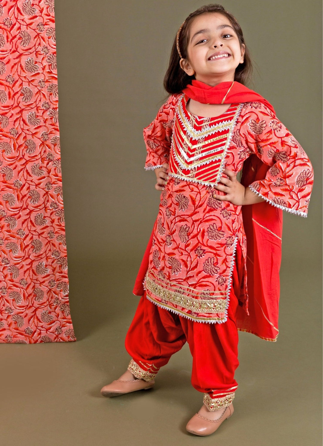 Chotibuti Red Printed Cotton Kurta Salwar SetFabilicious Fashion