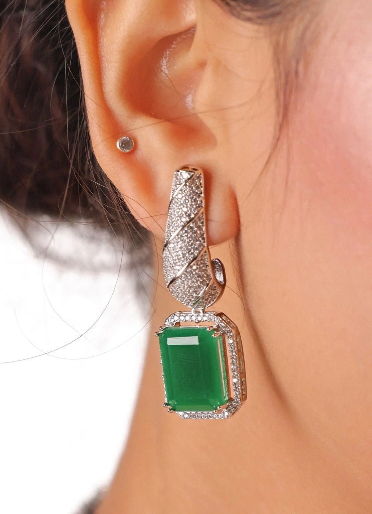 Mr Jewels Rhodium Plated Emerald Stone Choker SetFabilicious Fashion