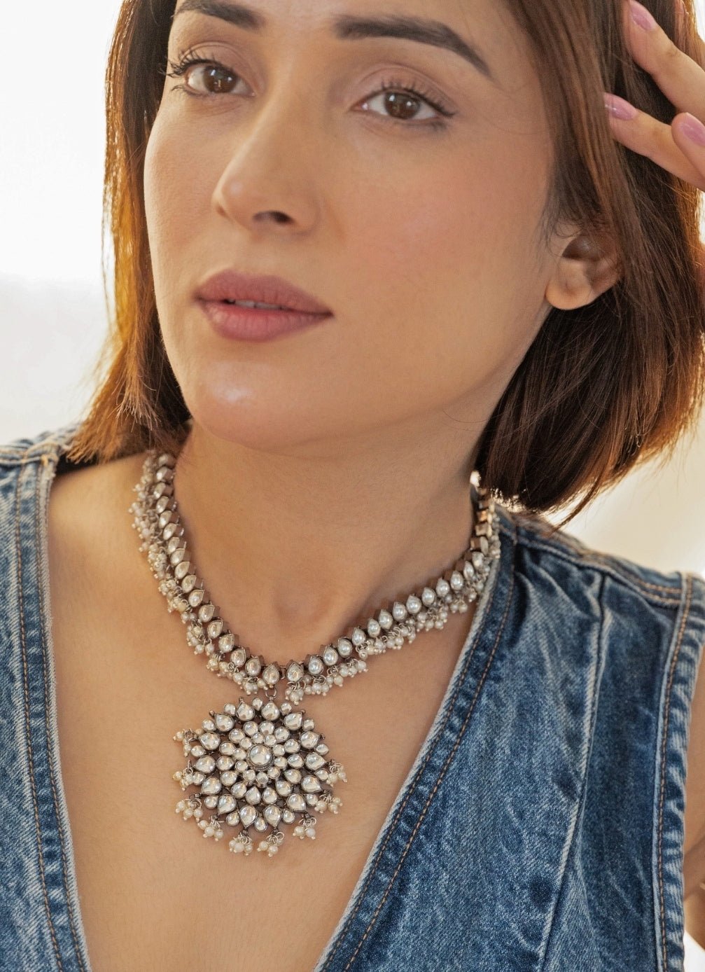 Do Taara Silver Kundan NecklaceFabilicious Fashion