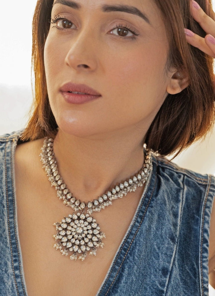 Do Taara Silver Kundan NecklaceFabilicious Fashion