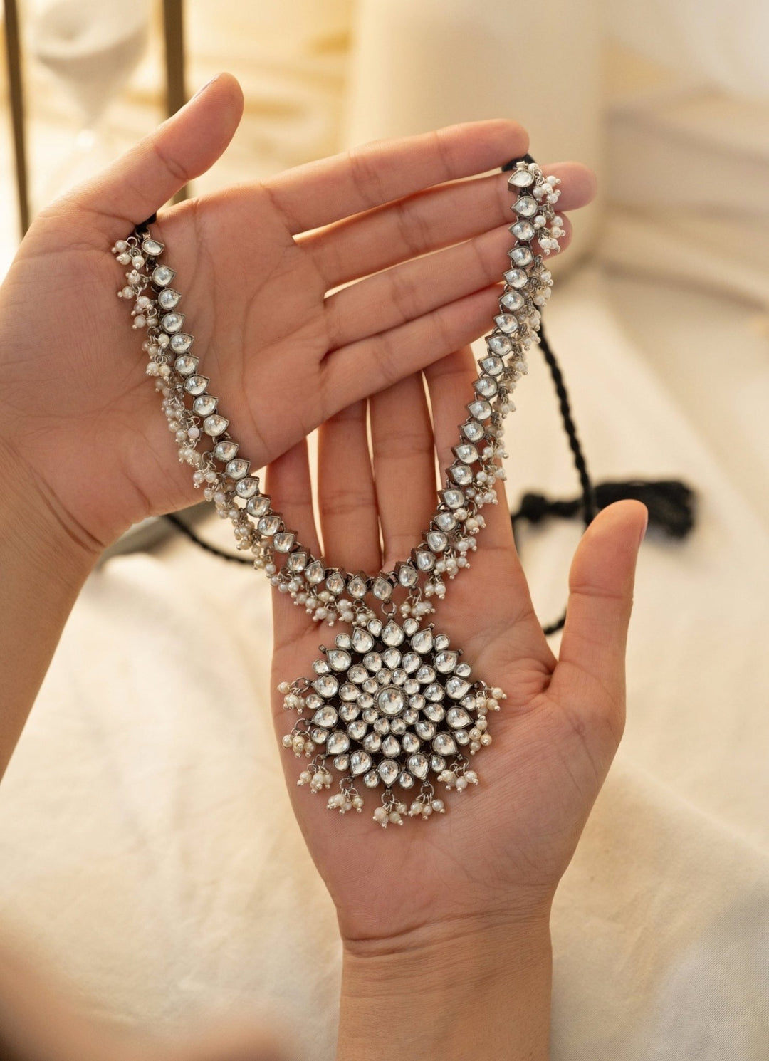 Do Taara Silver Kundan NecklaceFabilicious Fashion