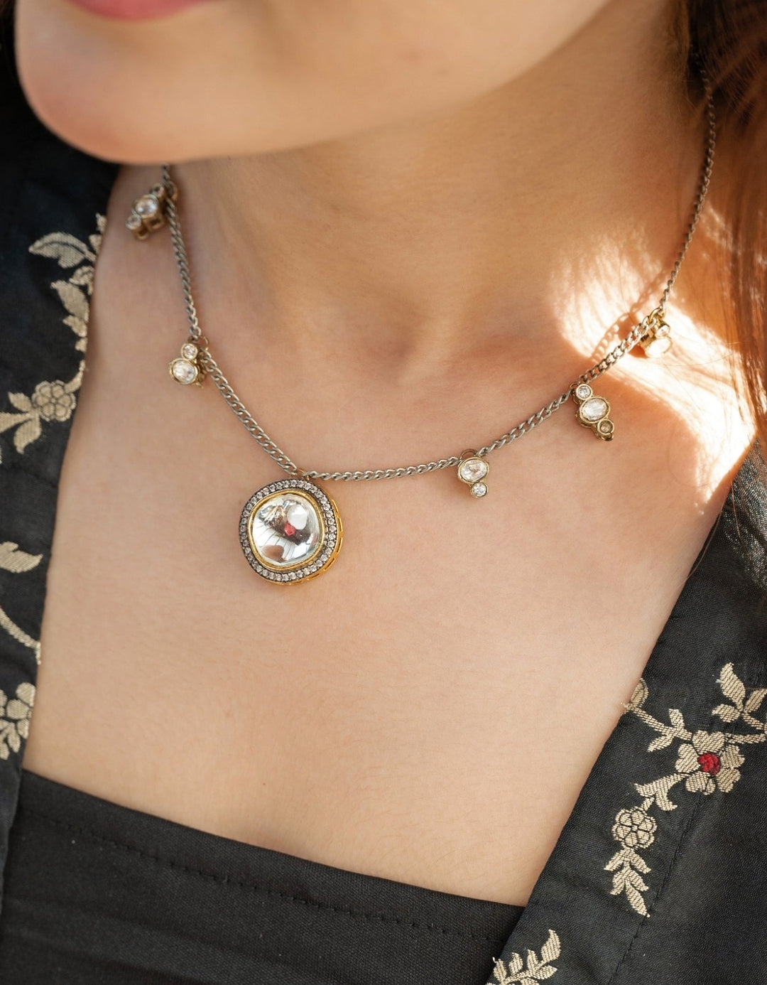 Do Taara Silver Polki NecklaceFabilicious Fashion